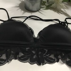 ❤️🎁- VICTORIA’S PINK LACE PUSH-UP BRALETTE BLACK SIZE: MEDIUM ❤️🎁